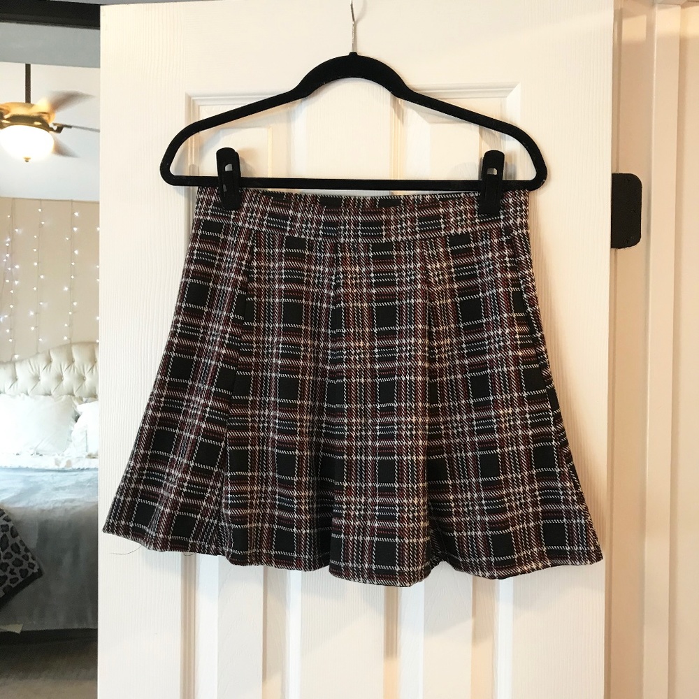 Plaid Skirt - Forever 21 Size L